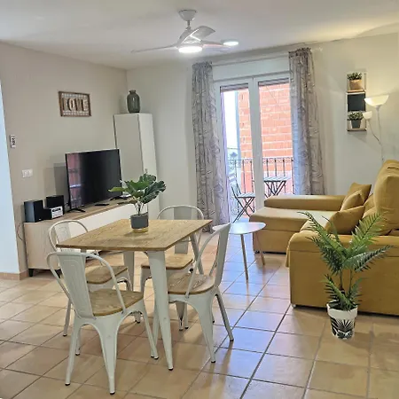 Puro Centro. 500m Del Mar. A/c Apartment Alicante